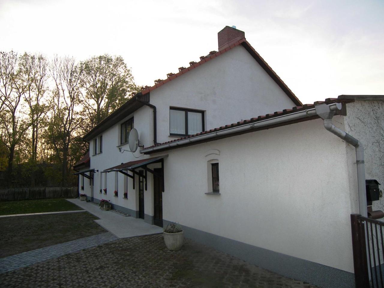 Ferienwohnung Im Haus Lutow Exterior photo